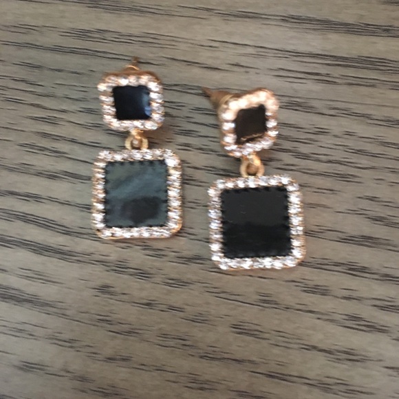Black Square Geometric Pavé Earrings - Picture 5 of 7